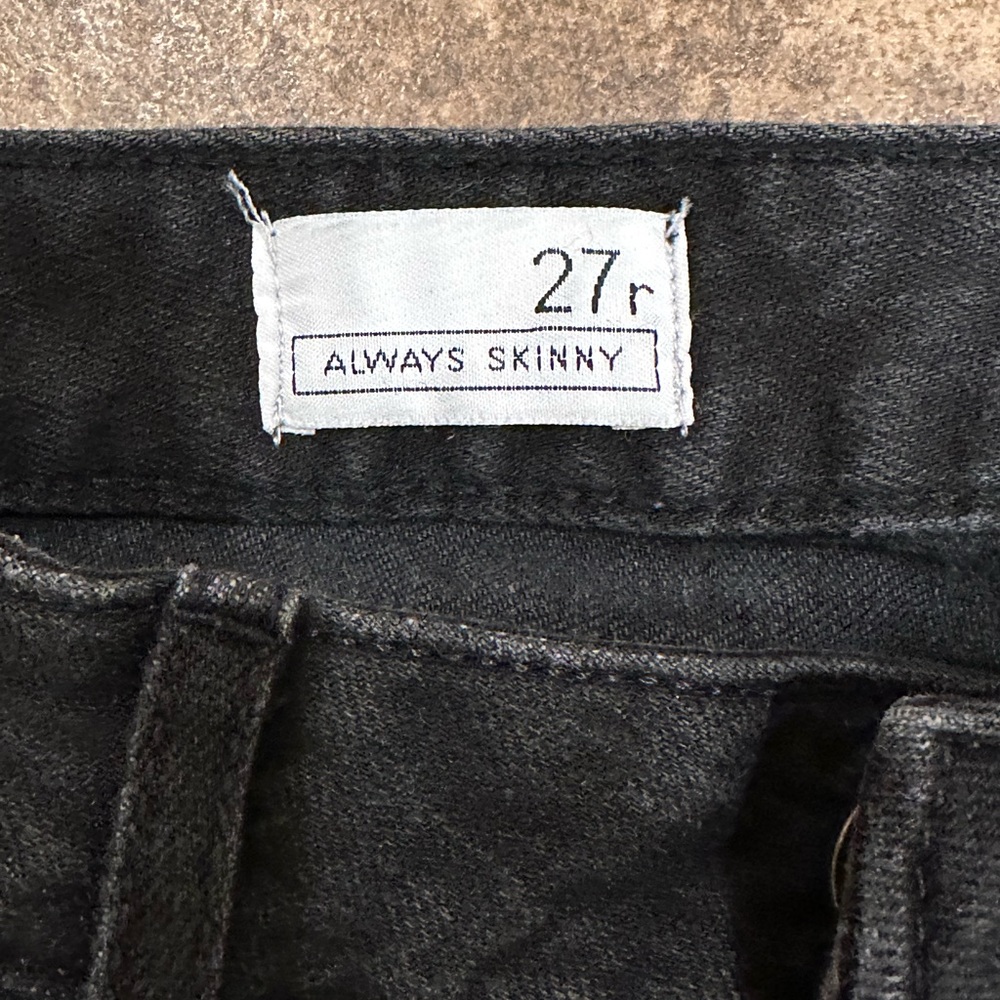Black jeans- Gap